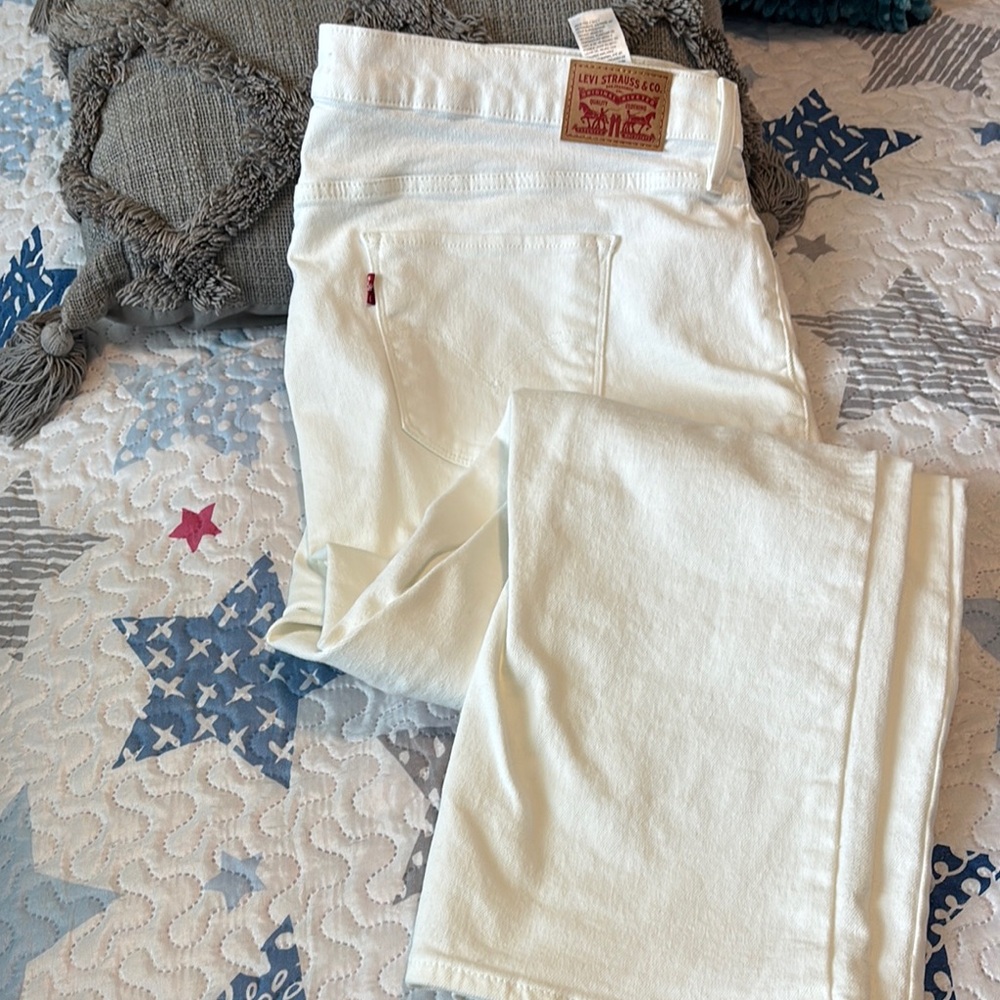 Levi's Women's Cream Skinny Jeans